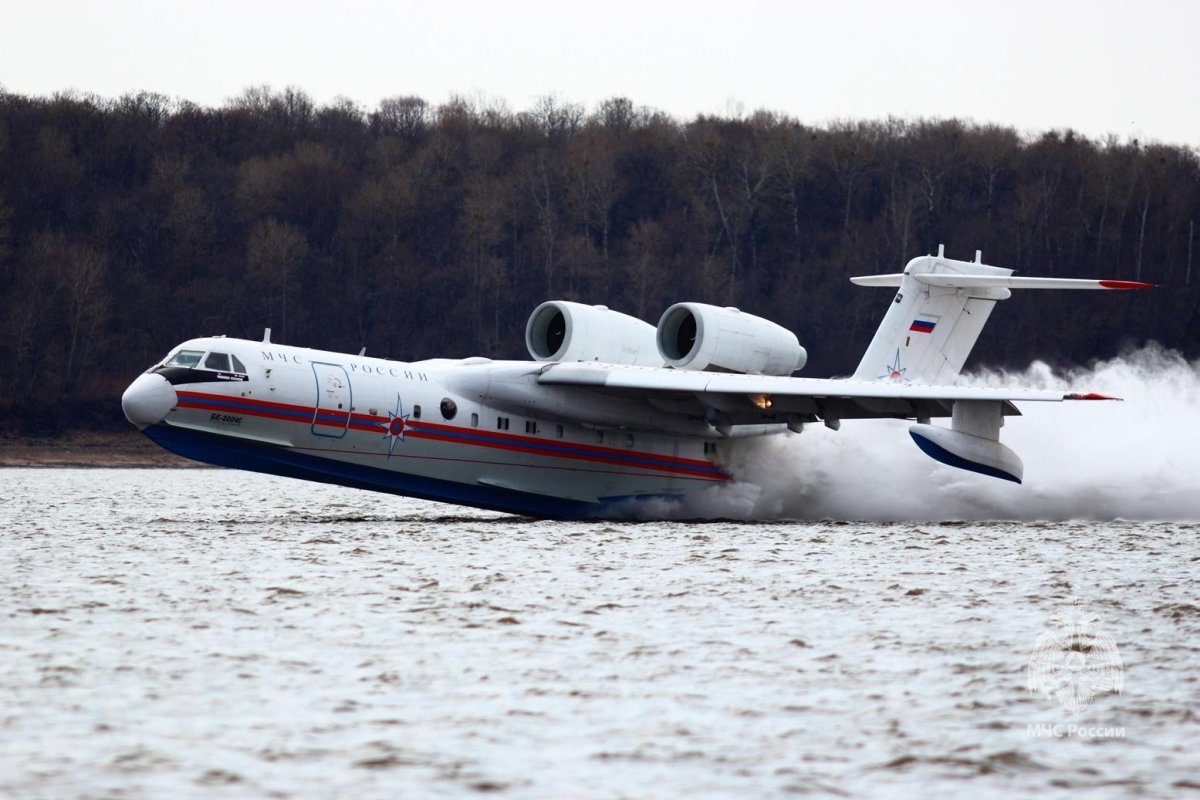 Самолёт-амфибия бе-200чс
