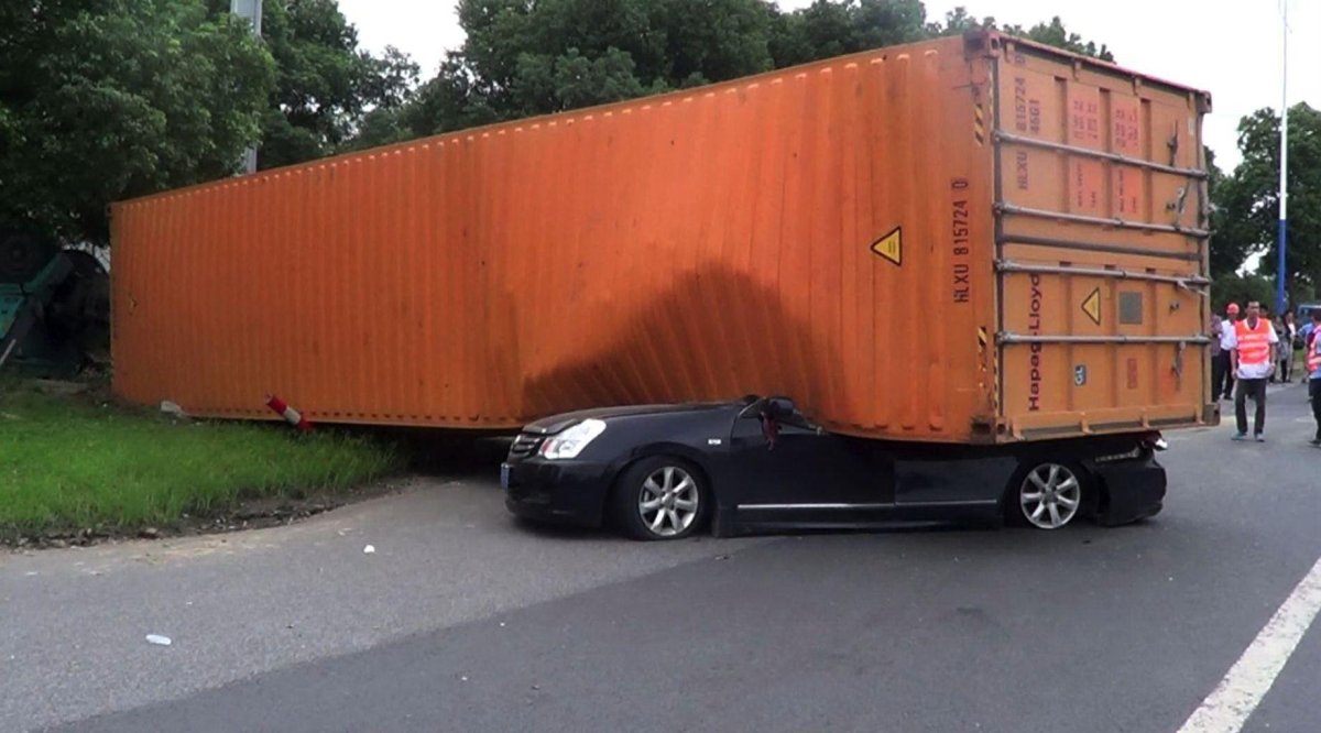 Контейнер для грузоперевозок