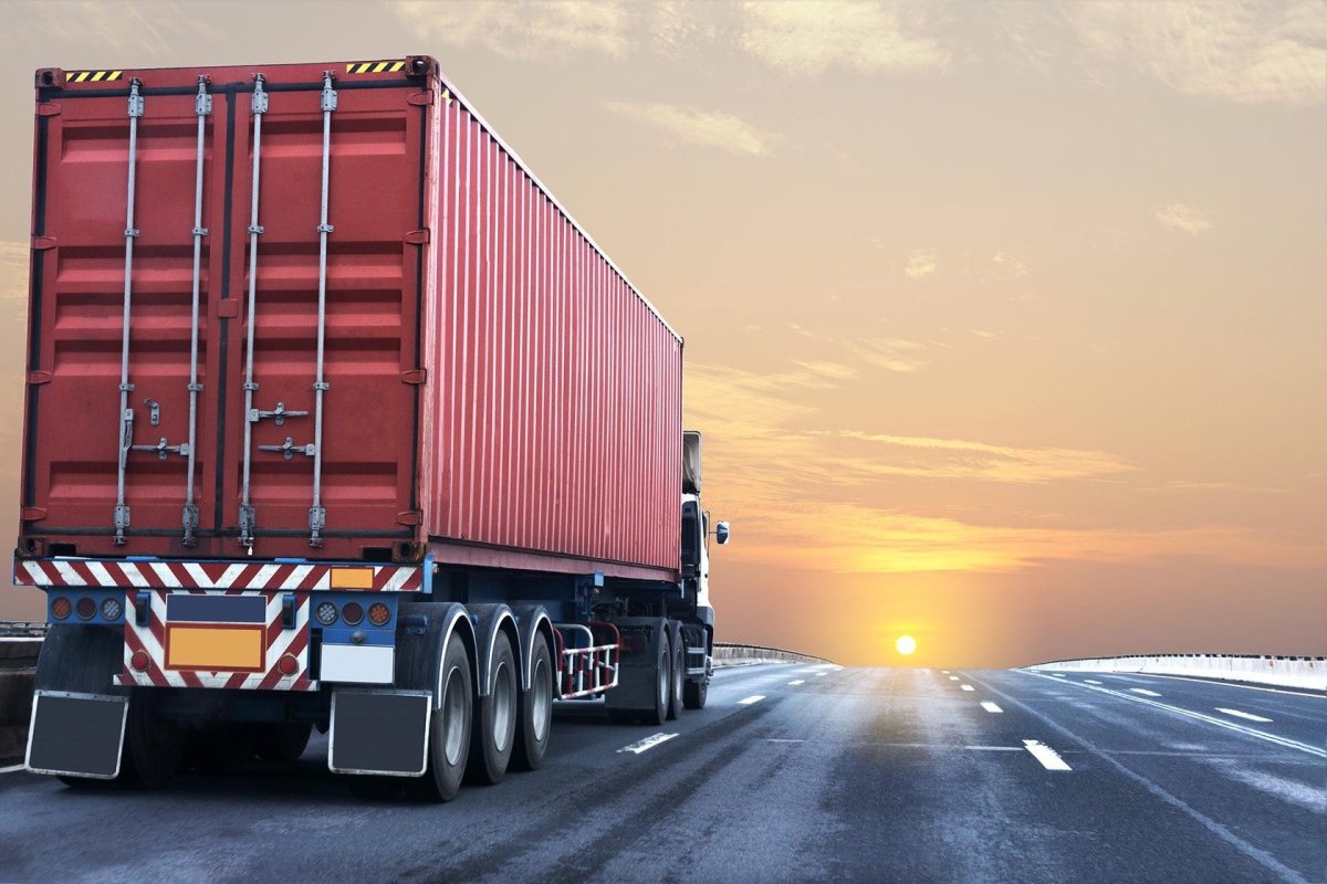 Грузовик контейнеровоз