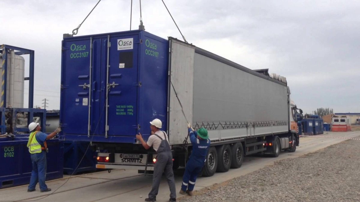 Контейнеровоз 20 футов