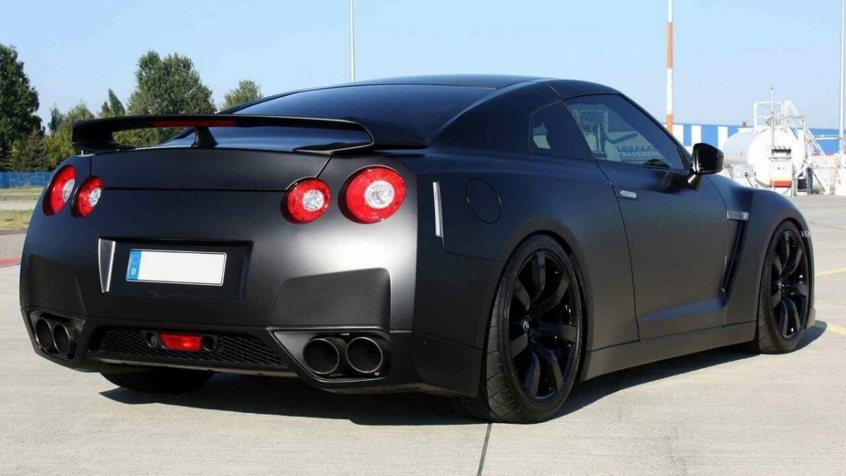 Nissan GTR r35 черный матовый