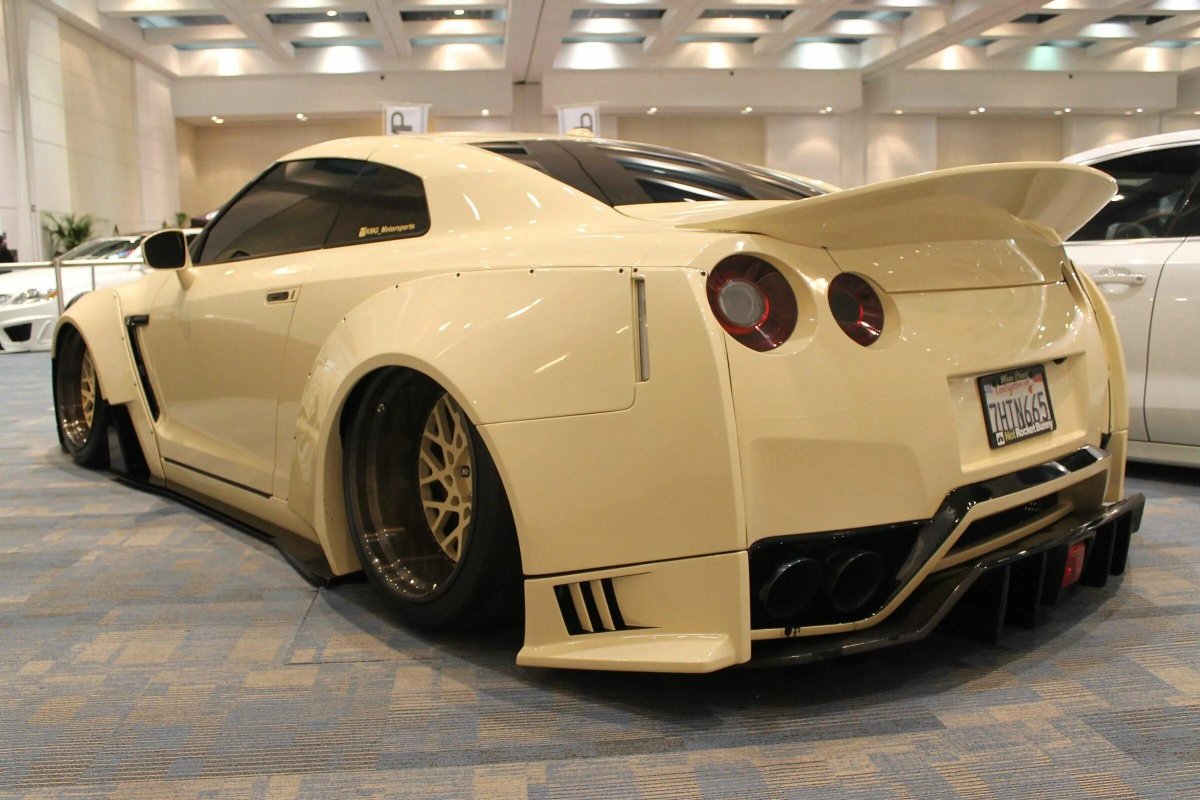 Nissan GTR r35 AIMGAIN gt