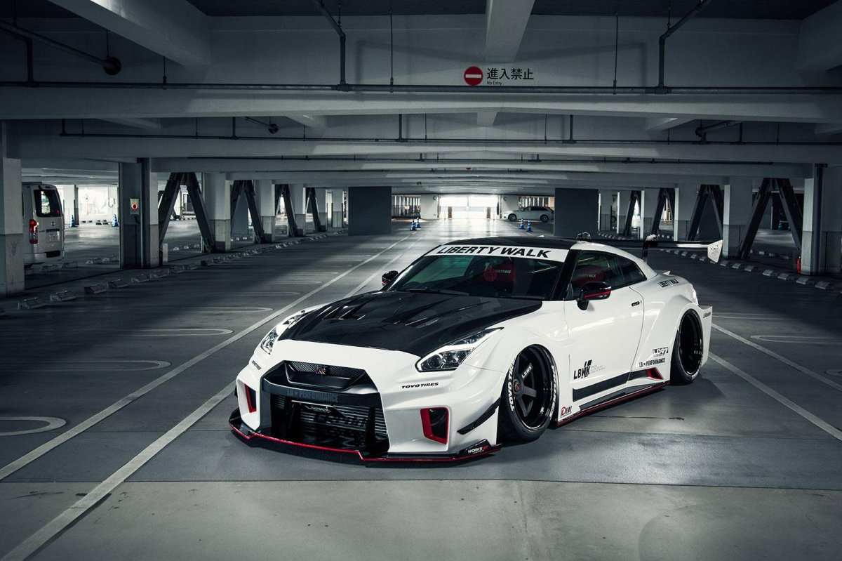 Nissan GTR Liberty walk