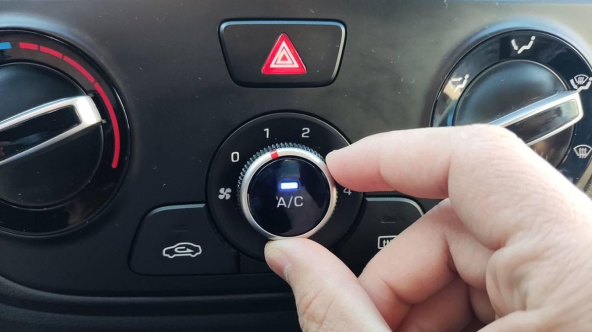 Как включить кондиционер в машине