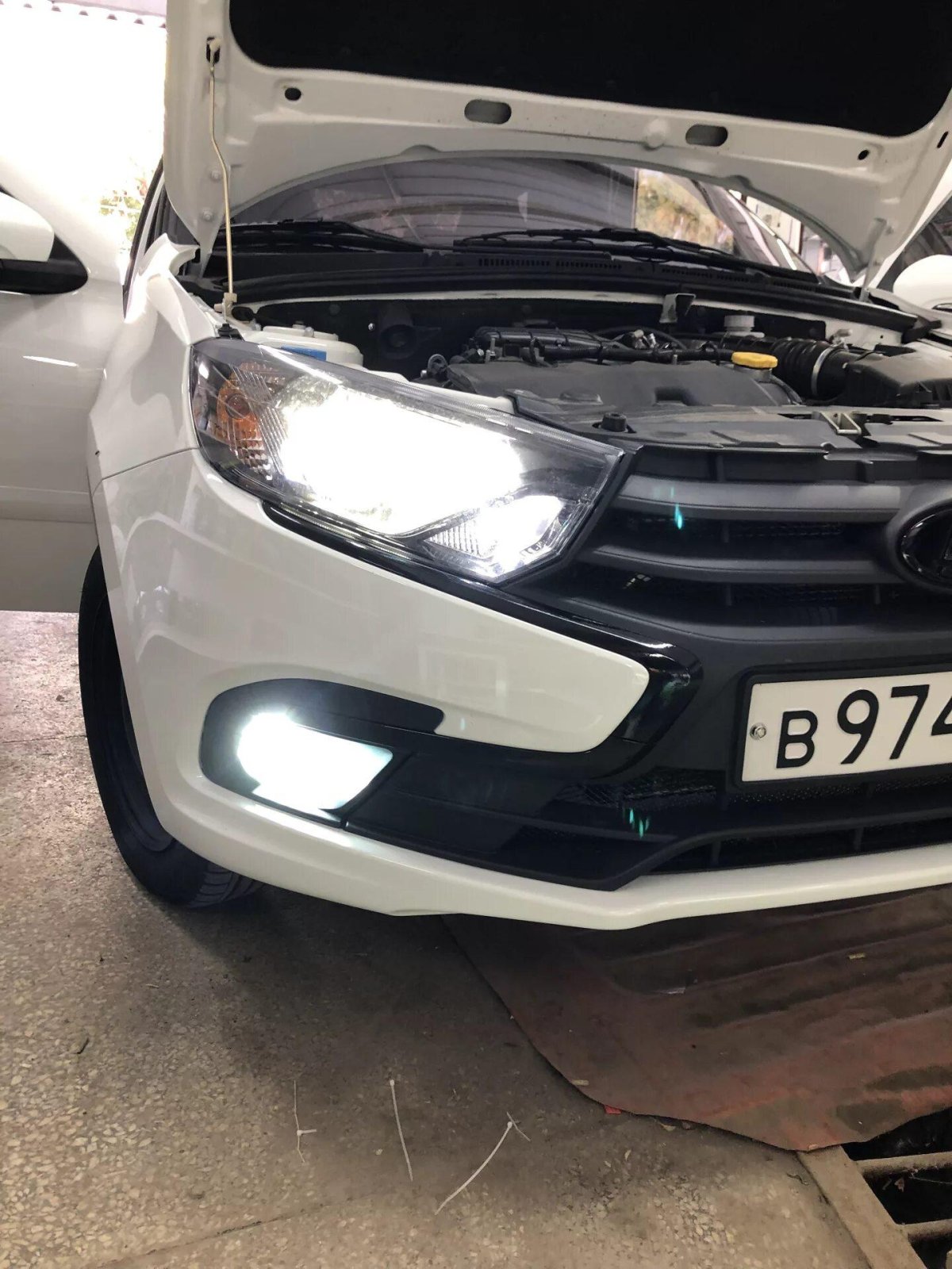 Лед ПТФ Гранта фл