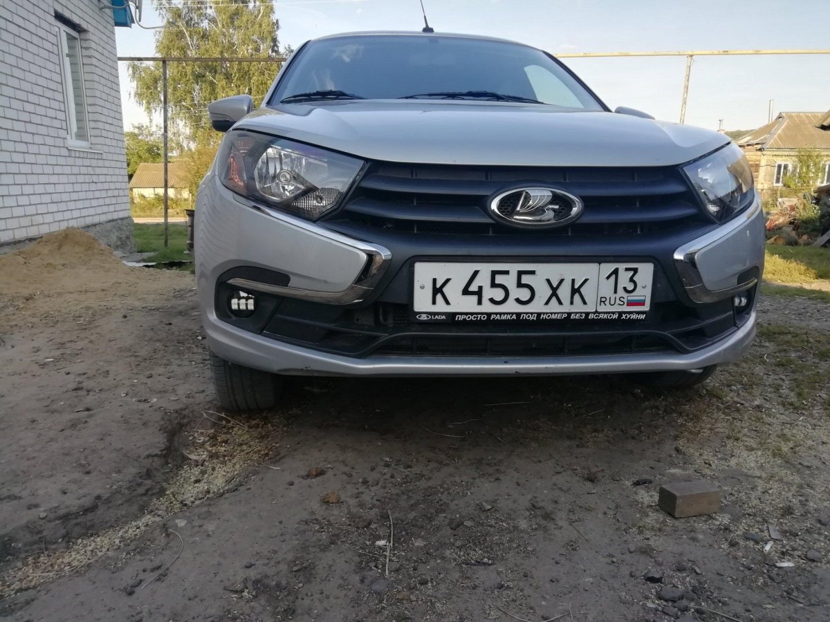 Лада Гранта 2020 лифтбек туманки