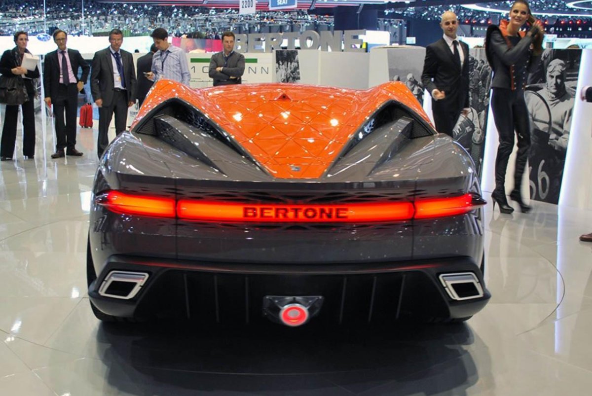 Нуччо Бертоне