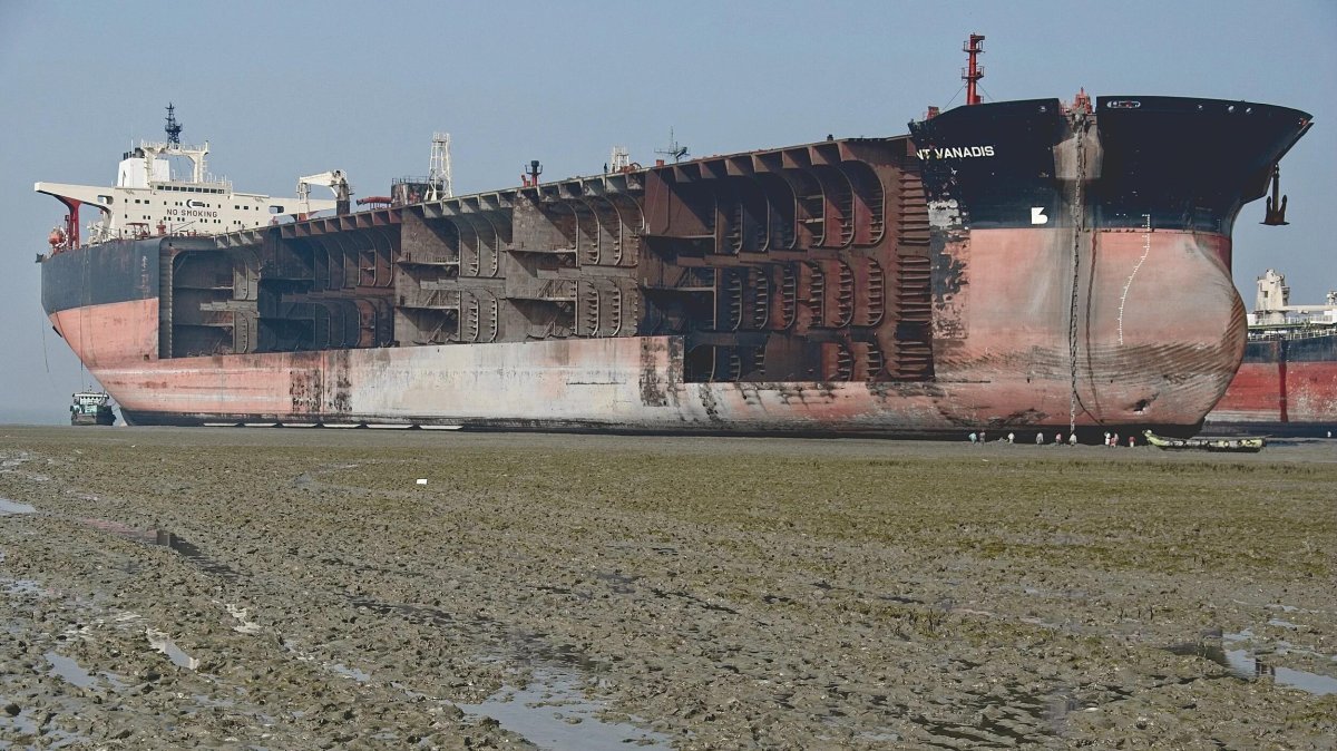 Самый большой нефтеналивной танкер в мире