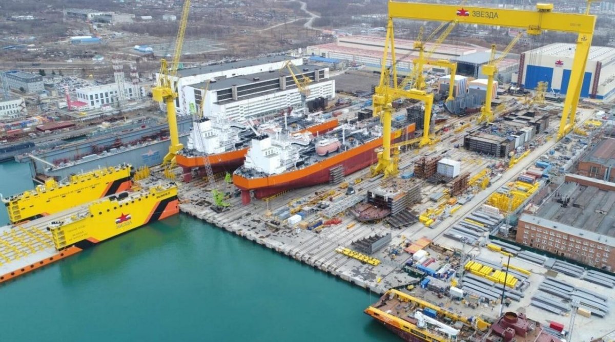 Судоверфь звезда большой камень