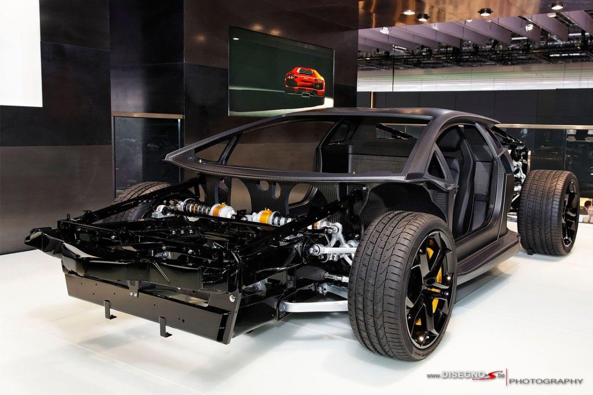 Шасси Ламборджини авентадор