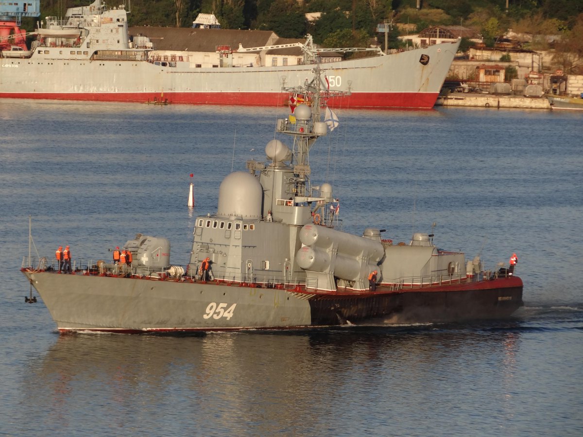 Ракетный катер 12411