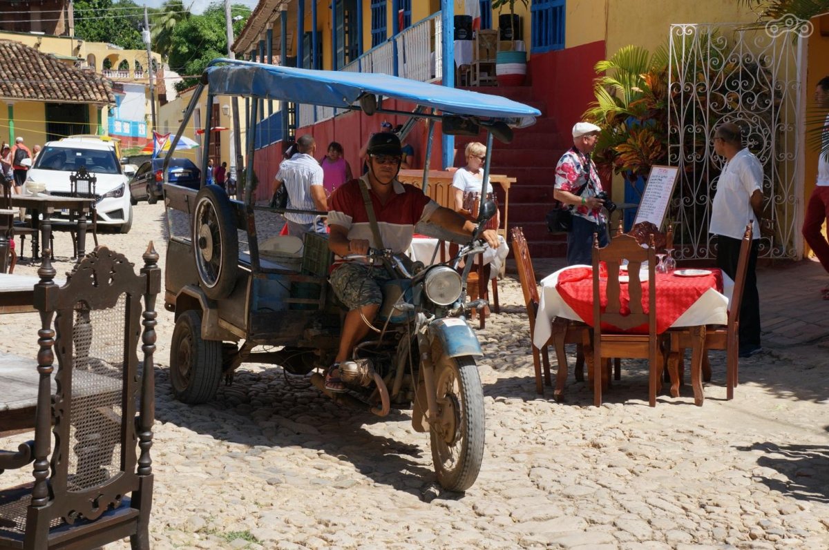 Советские мотоциклы на Кубе