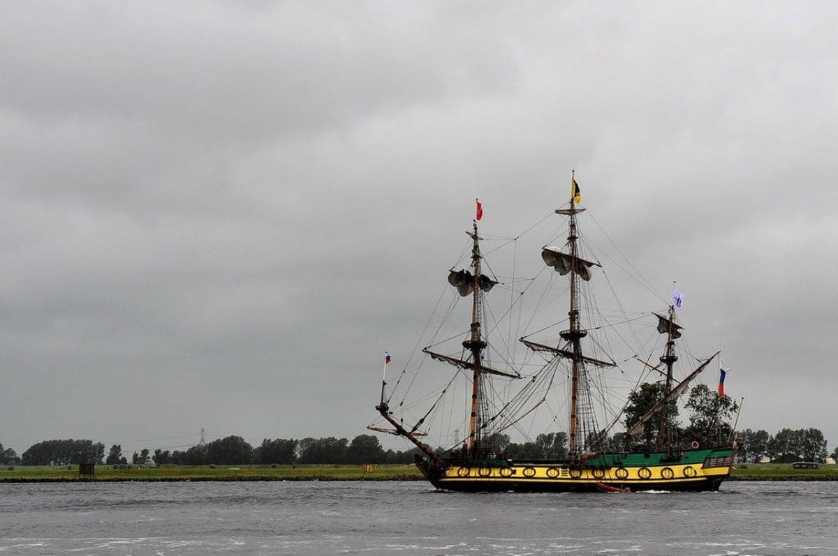 Штандарт Фрегат, 1703