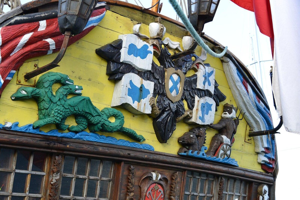 Петровский Штандарт кирпич