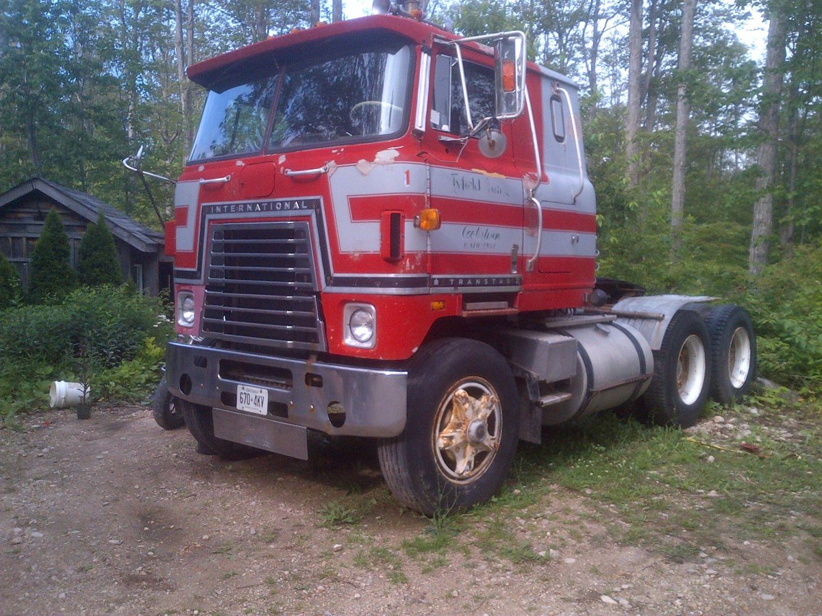 Тягач International Transtar