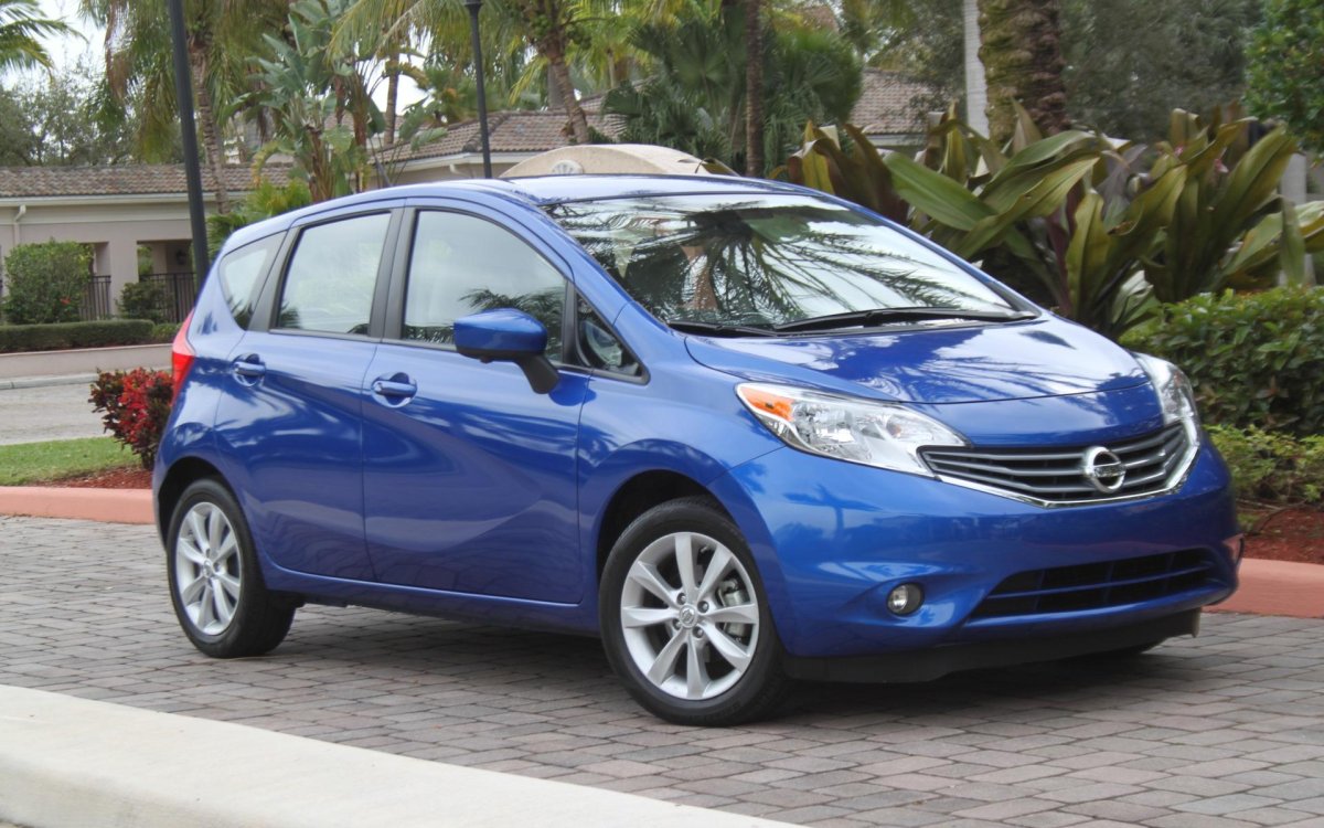 Nissan Versa 2016