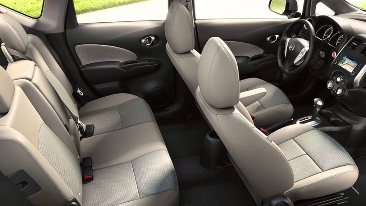 Nissan Note e11 салон