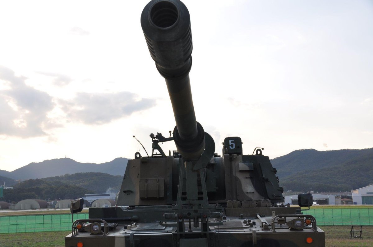 Самоходная гаубица Nora b-52