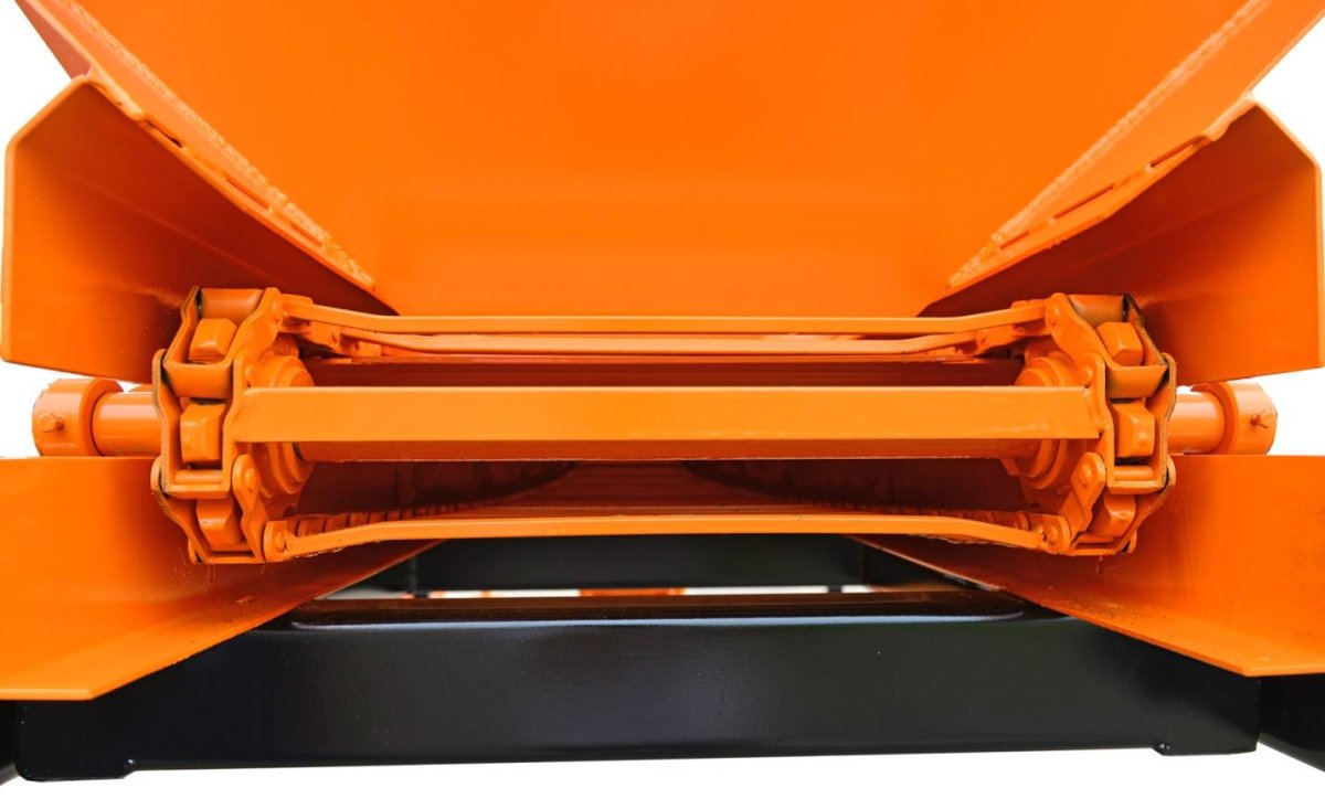 Самоходным распределителем ДС-54