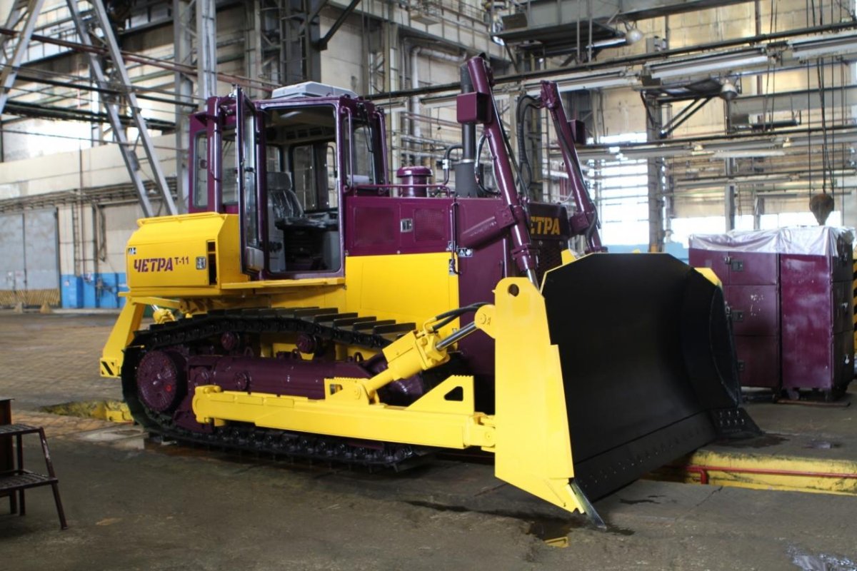Трактор ЧЕТРА т11