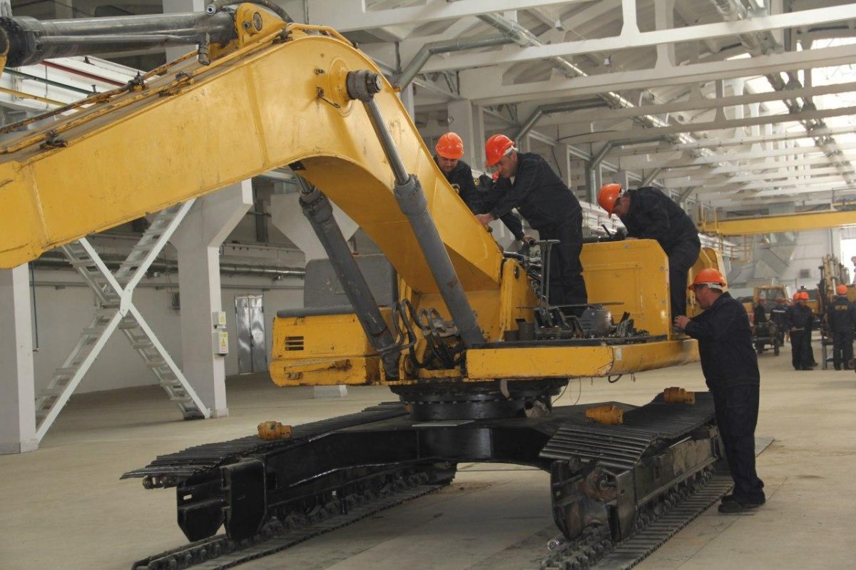 Экскаватор ЧЕТРА