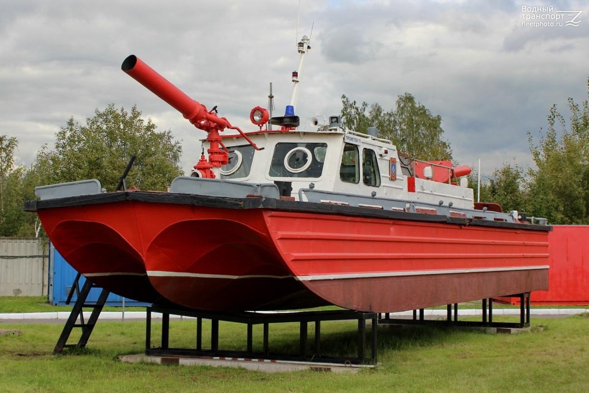 Пожарный катер КС 950