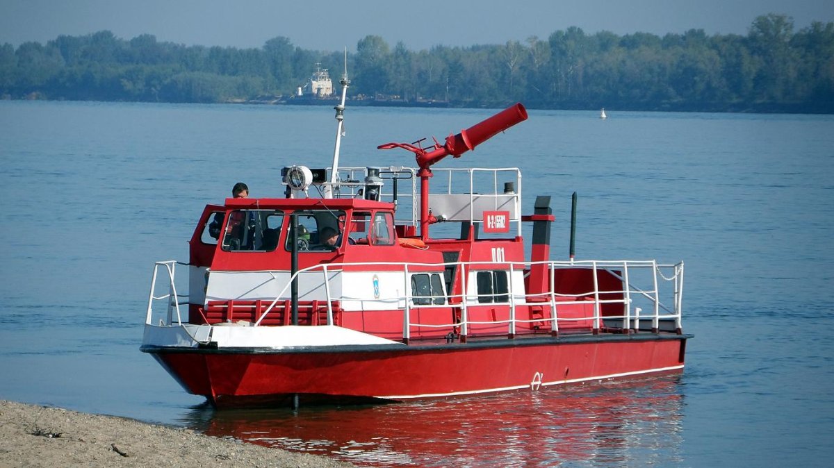 Пожарный катер КС-110