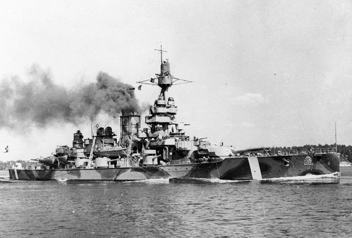 Броненосец береговой обороны Сверье