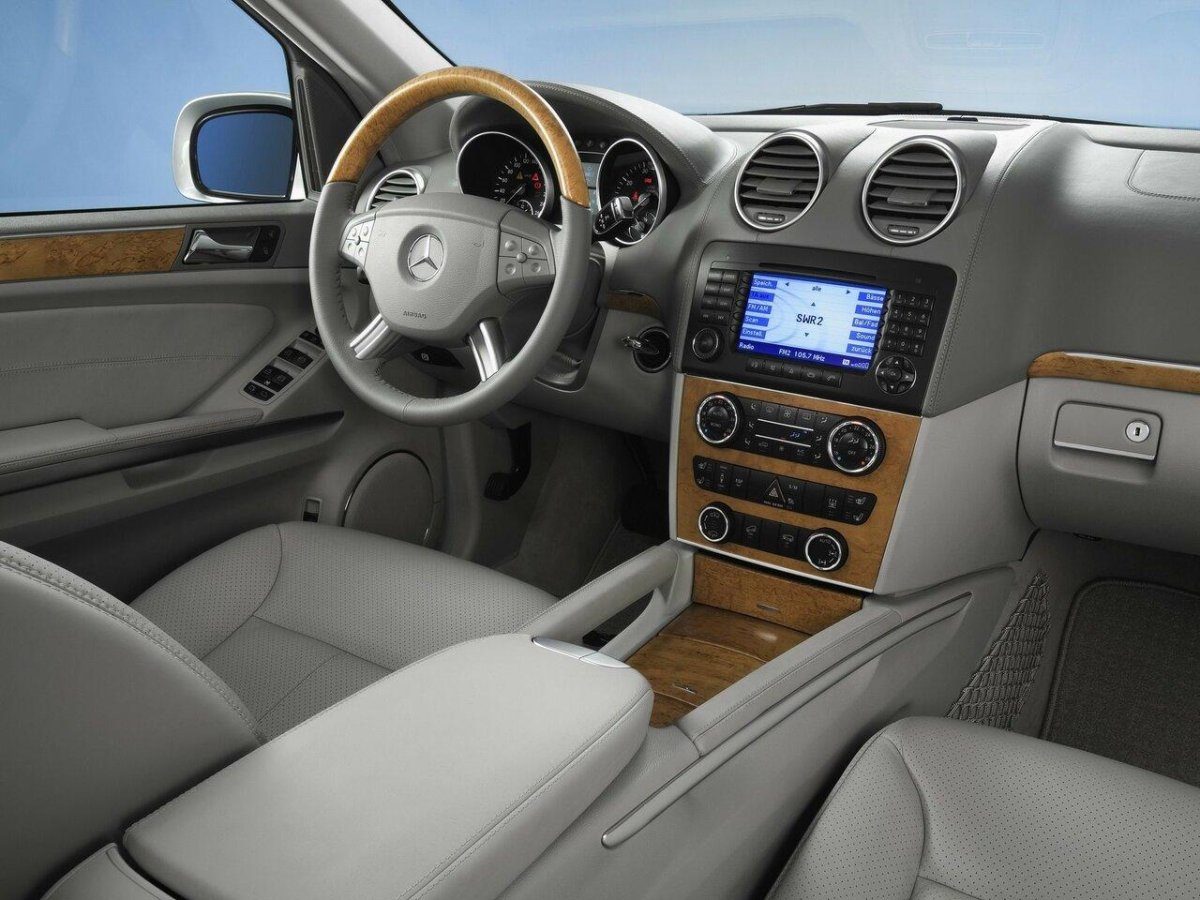 Mercedes Benz gl-class x164 салон