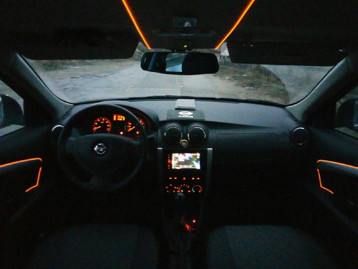 Неоновая подсветка салона Nissan Almera n16