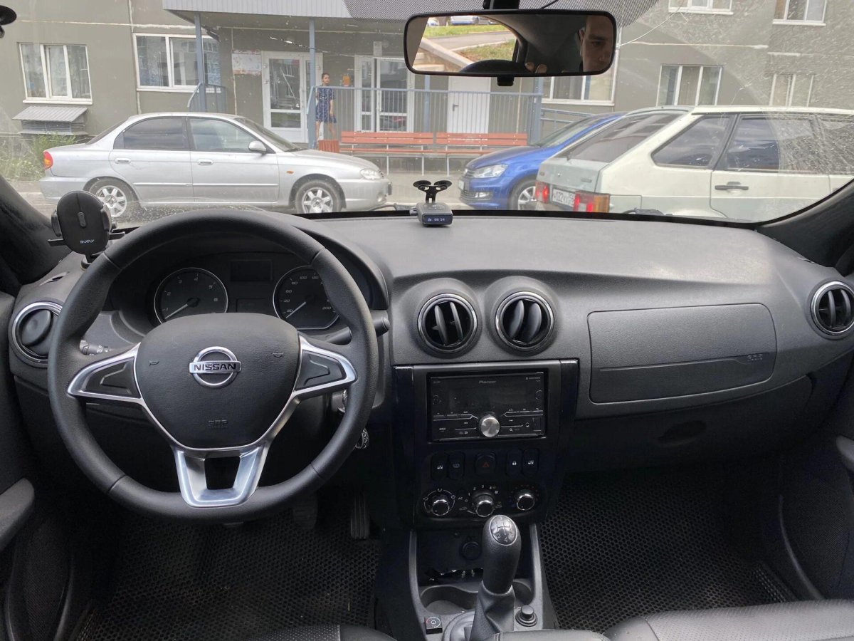 Nissan Almera 2016 салон