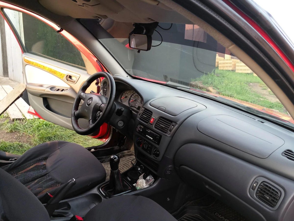Nissan Almera n16 тюнинг салона