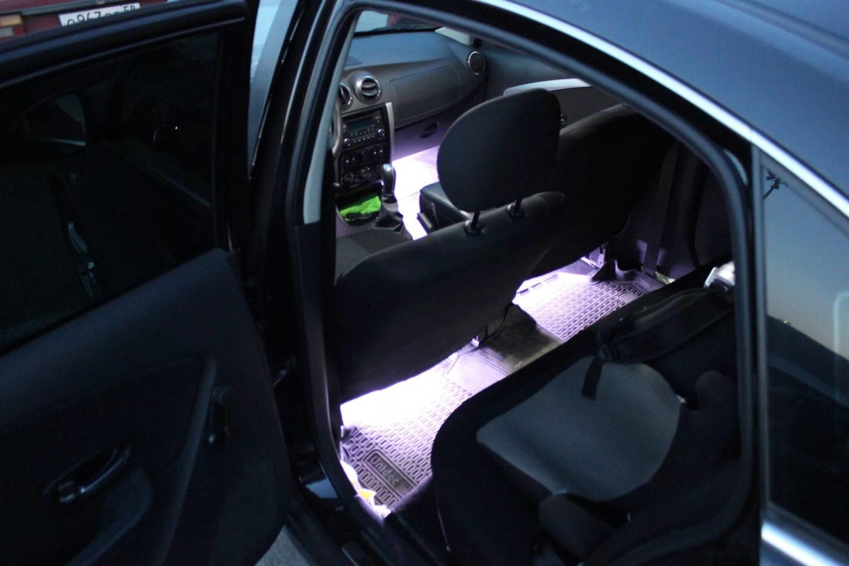 Nissan Almera Tuning салона g15