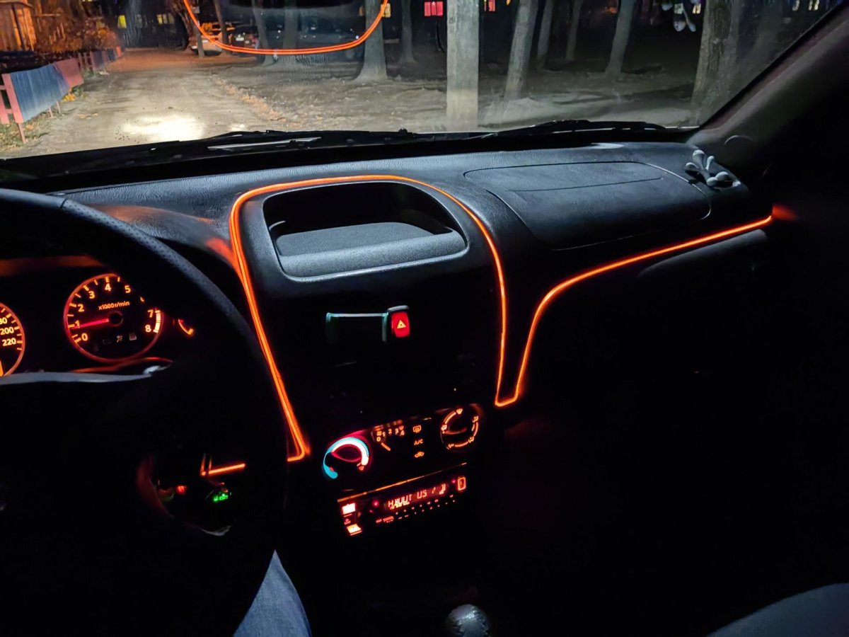 Ниссан Альмера н16 салон ночью