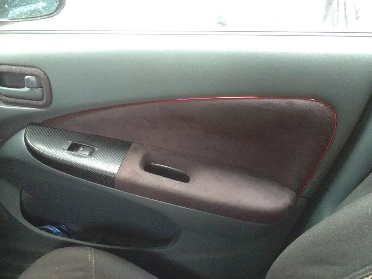 Дверные карты Ниссан Альмера Классик