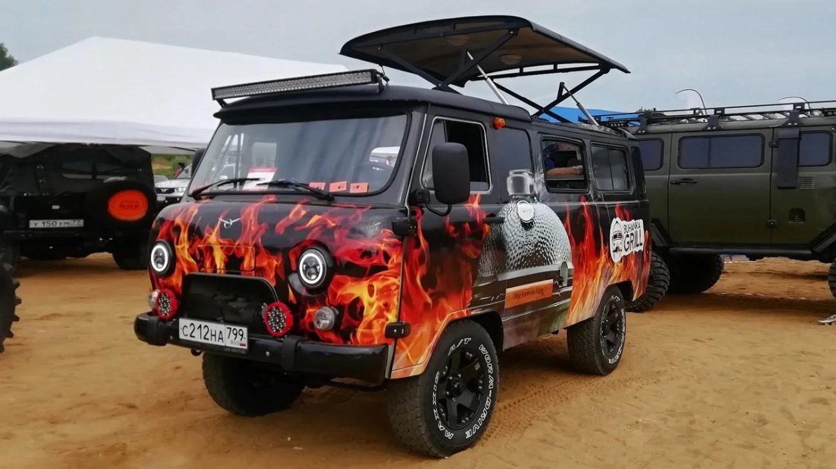 Тюнингованный УАЗ Буханка