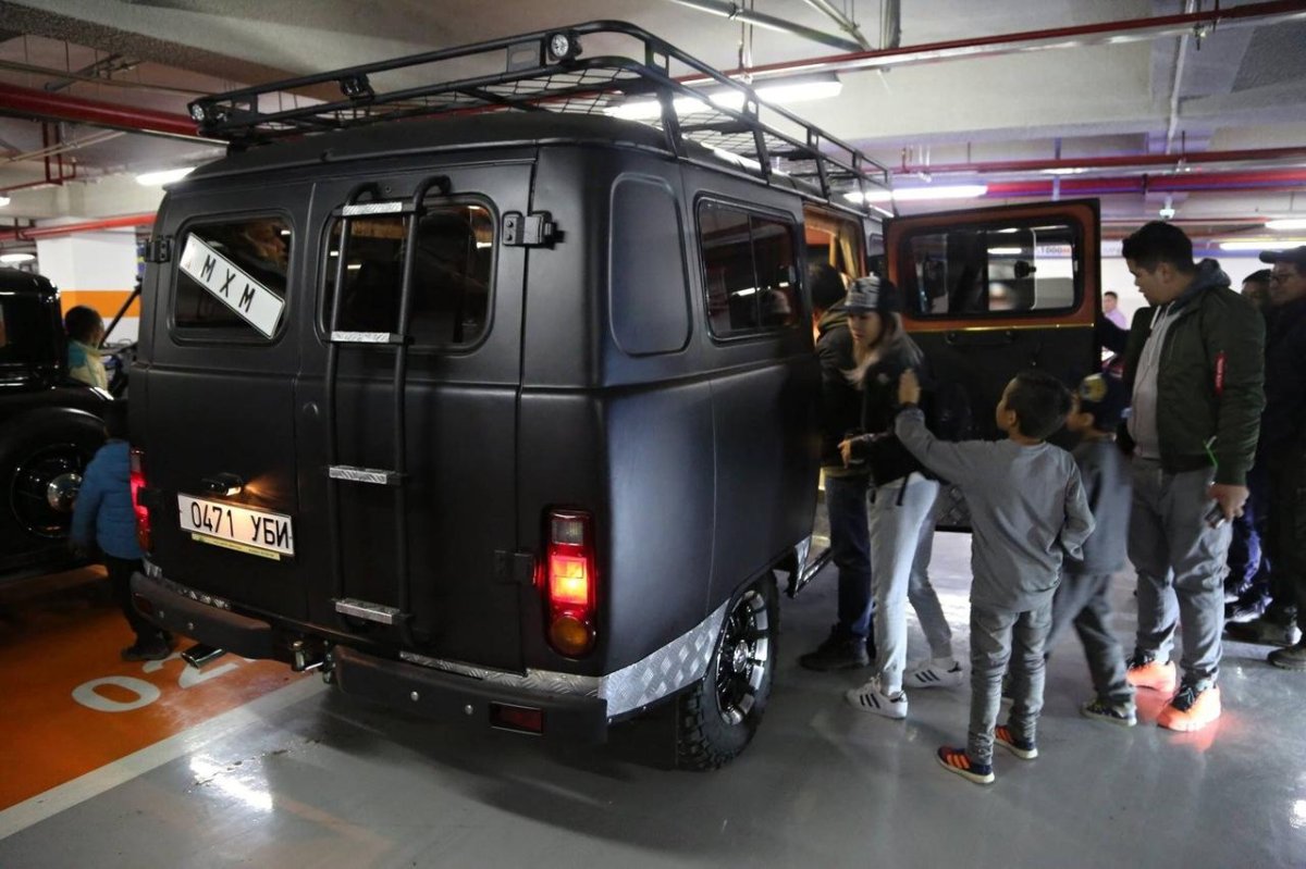 УАЗ Буханка лакшери