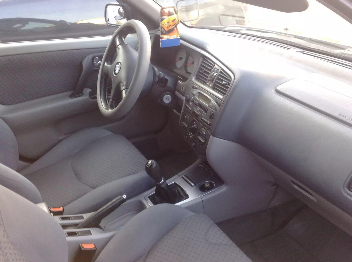 Nissan primera 2001 салон