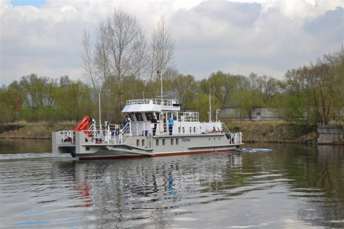 Обстановочное судно 3050