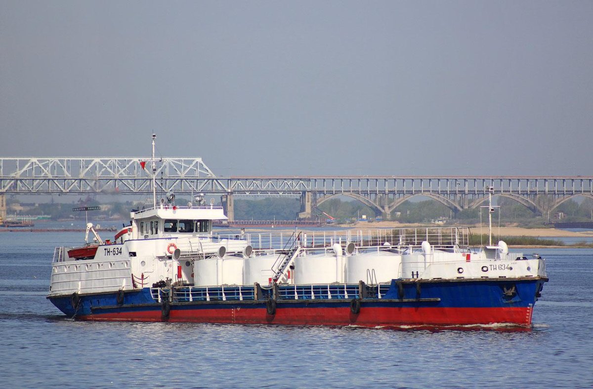 Речной танкер тн-600