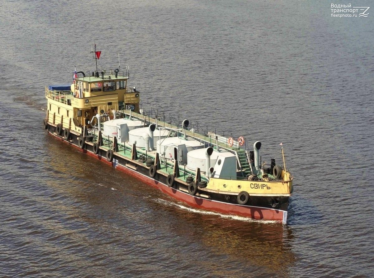 Сухогрузы на свири