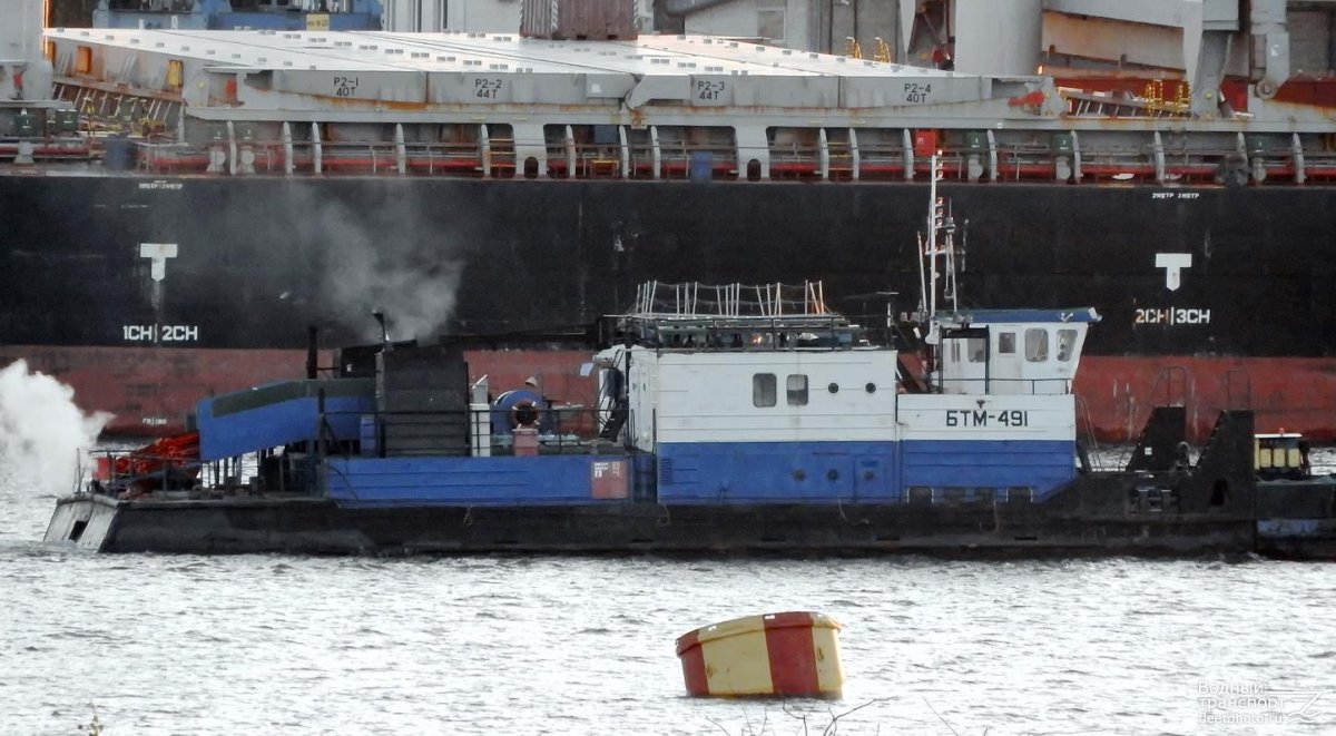 Танкер кораблик