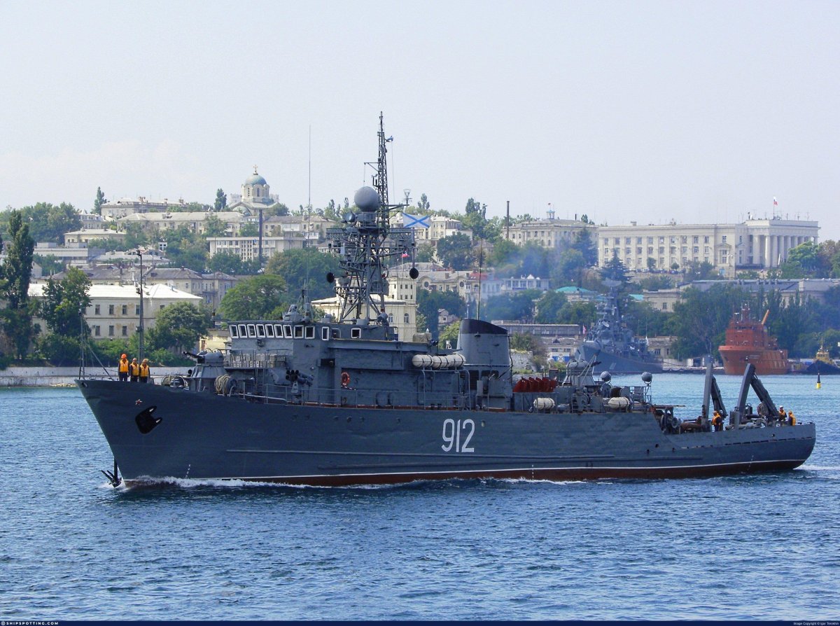 Морской тральщик Ковровец