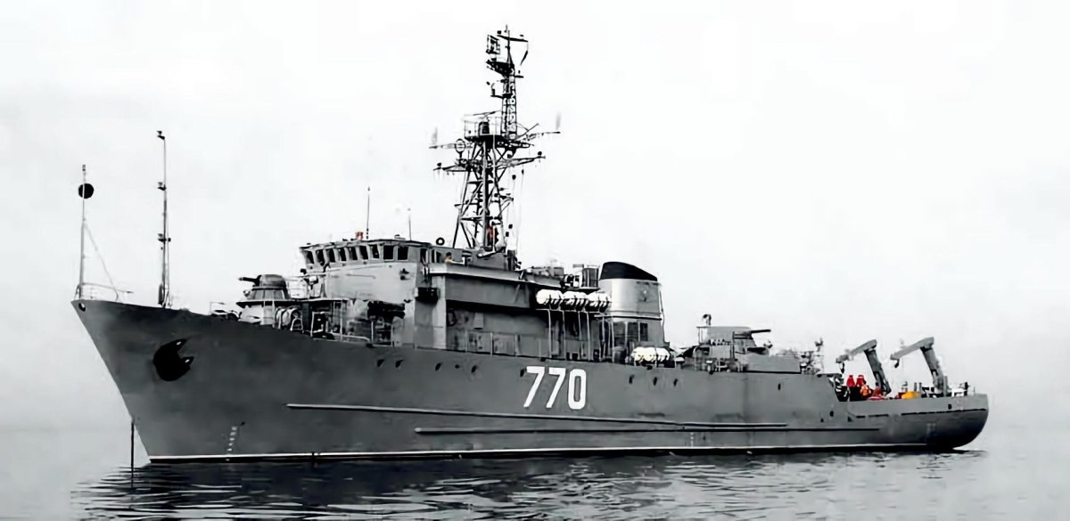 Морской тральщик МТ-265