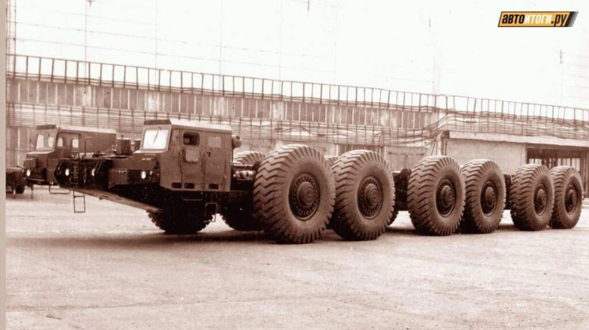 МАЗ-7904 «Целина»