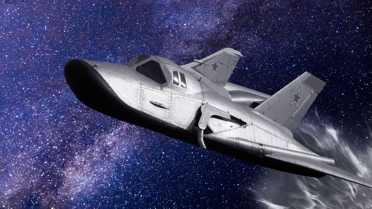 Орбитальный самолет миг-105