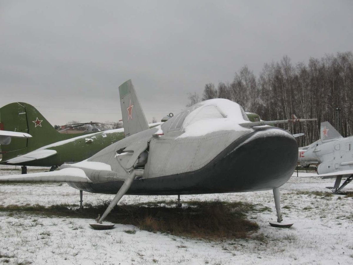 Mig 105