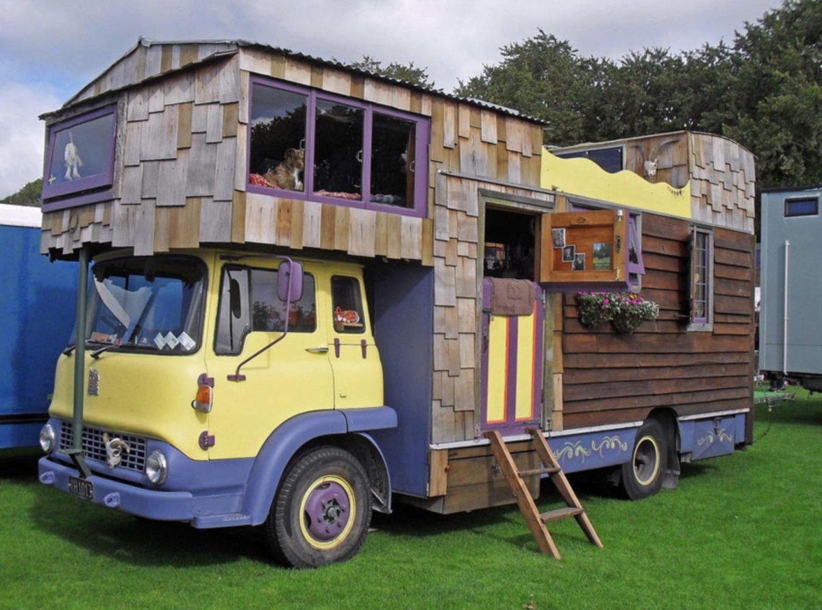 Тини Хаус автодом