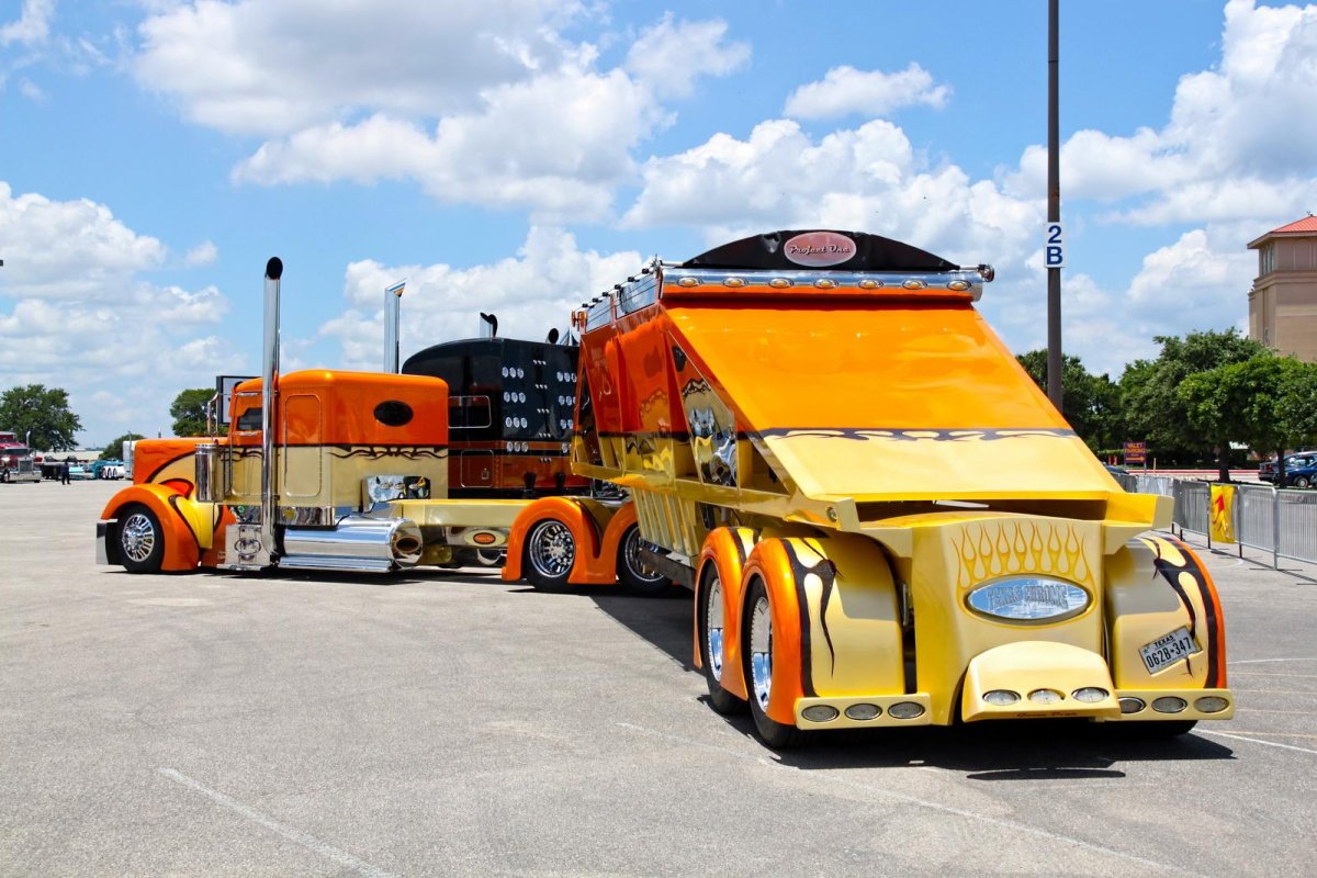 Необычные Грузовики