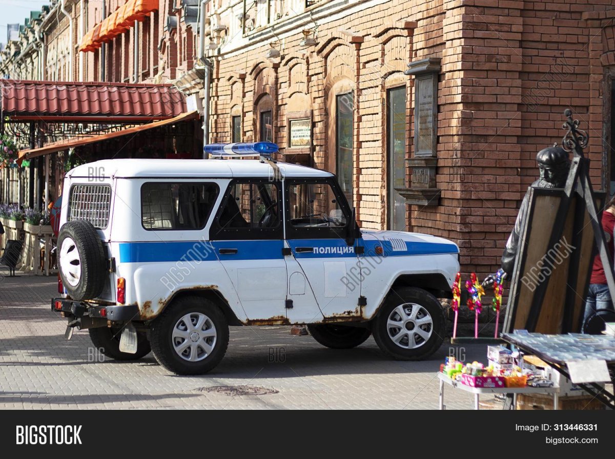 Полицейский УАЗ